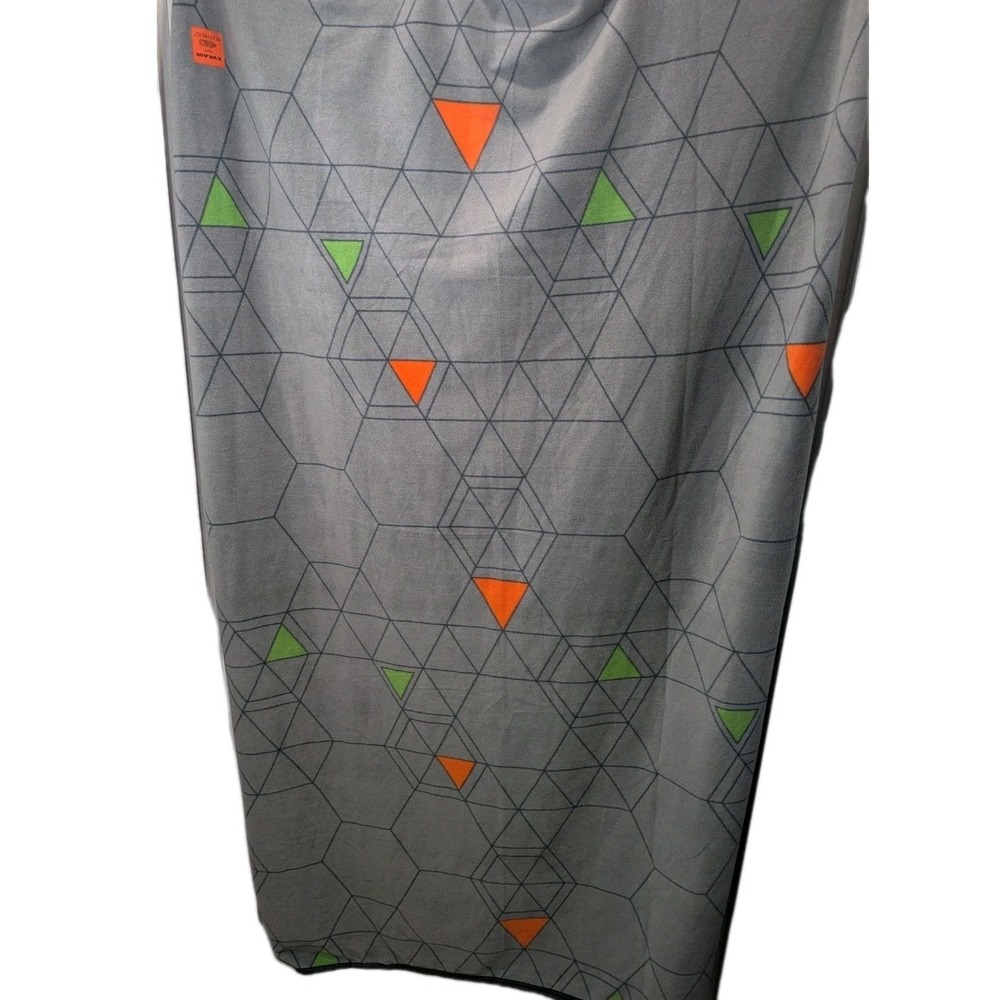 EVA AIR blanket 60 x 38 Ecothread Gray Geometric Fleece Cabin orange  Camping